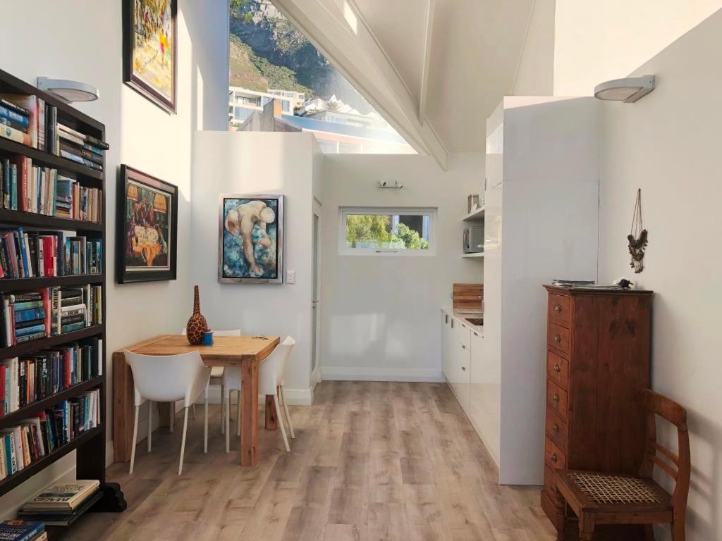 开普敦Bright Camps Bay Loft With Stunning Views And Shared Pool公寓 外观 照片
